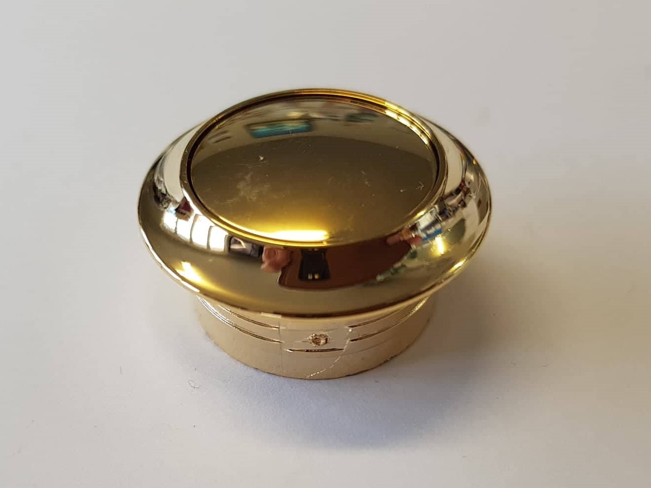 CHK37A Push Button Knob Gold Affordable Caravans