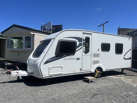 $1 RESERVE Sterling 2010 4 Berth ISLAND BED