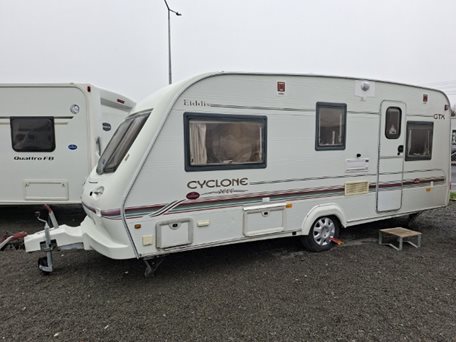 Elddis 2000 4 Berth FIXED DOUBLE BED