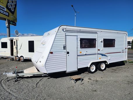 Jayco Heritage 2003 2 Berth ISLAND BED