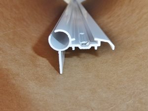 A20 Lunar 2011-2015 Draught Skirt Track Alpine White 39mm