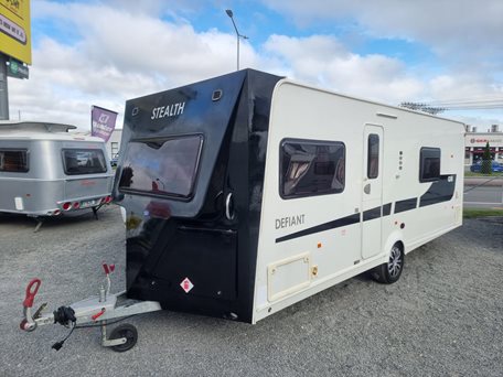 Stealth Defiant 2011 4 Berth NEW AWNING