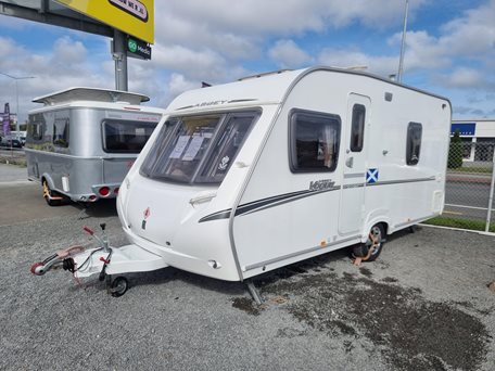 $1 RESERVE Abbey 2007 4 Berth NEW AWNING